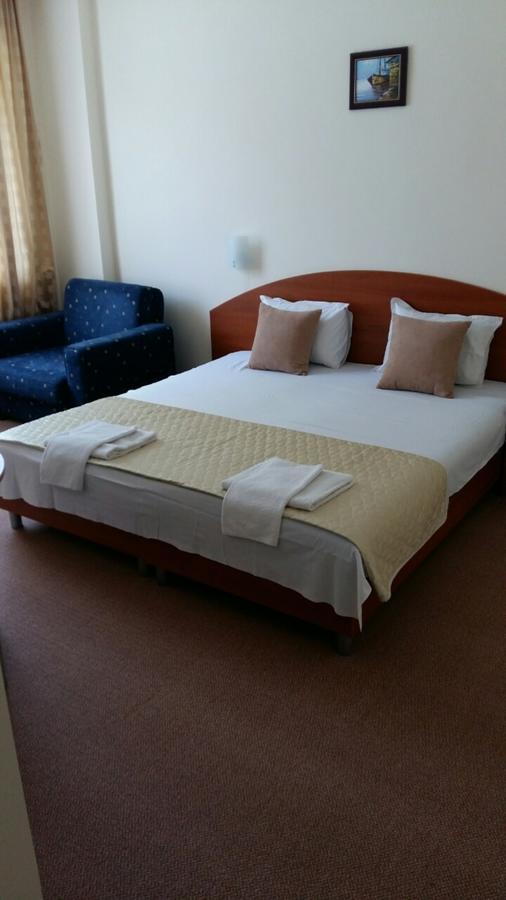 Family Hotel Diana Pomorie Exterior photo